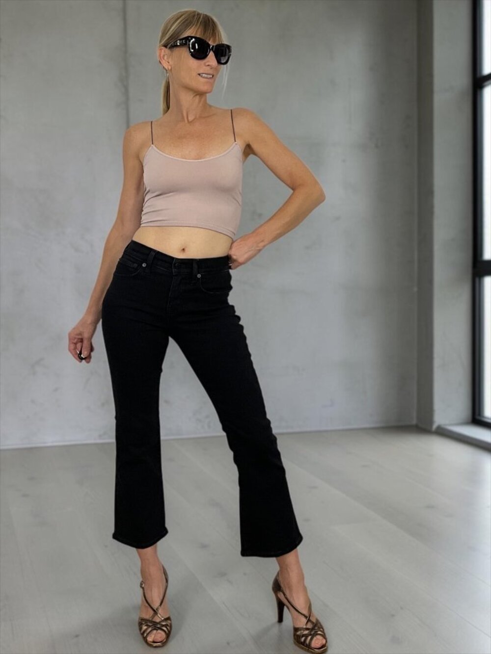 Madewell Mid Rise Kick Out Jeans 24P Petite Black Rinse Wash
